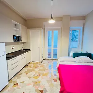 gio-apartments-sarca.italymilanhotels.net/
